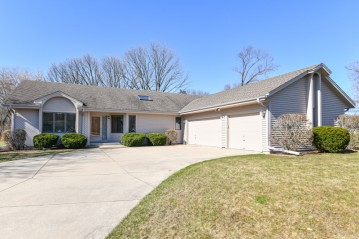 205 S 167th St, Brookfield, WI 53005-6343