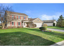 W167N10870 Carrington Cir, Germantown, WI 53022-5584