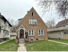 3624 N 39th St, Milwaukee, WI 53216-3416