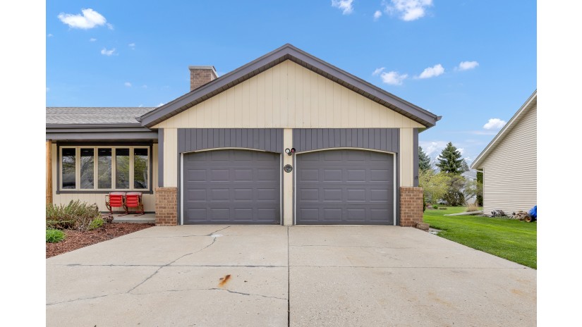 S68W14422 Gaulke Ct Muskego, WI 53150 by Shorewest Realtors $399,900