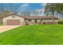 S75W19236 Bay Shore Dr, Muskego, WI 53150-9599