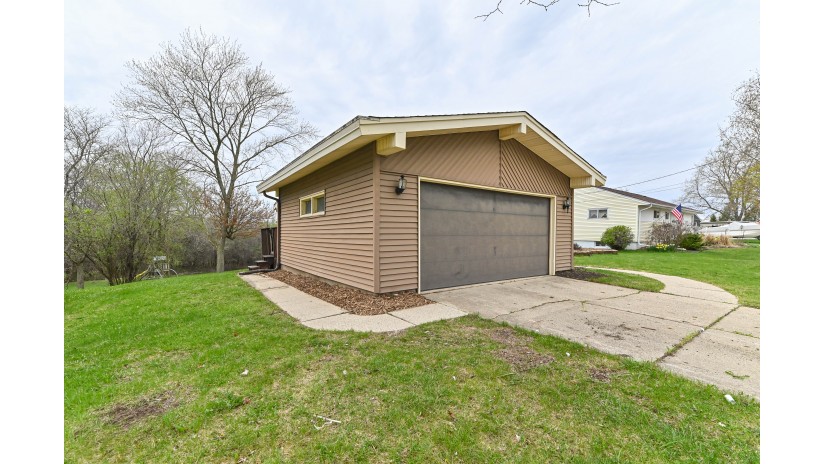 4465 Glenway St Wauwatosa, WI 53225 by Shorewest Realtors $344,000