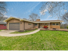 4465 Glenway St, Wauwatosa, WI 53225-4448