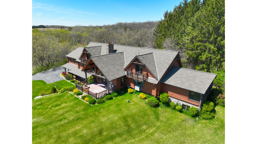 W714 Valley View Rd Spring Prairie, WI 53105 by Shorewest Realtors $1,600,000