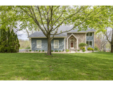 N105W20980 Oak Ln, Germantown, WI 53022-3743