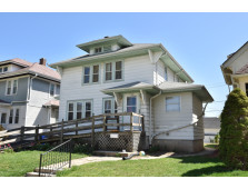 1340 S 75th St, West Allis, WI 53214-3023