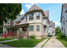 3726 W Park Hill Ave, Milwaukee, WI 53208-3724