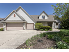 W158S7662 Quietwood Dr, Muskego, WI 53150-8393