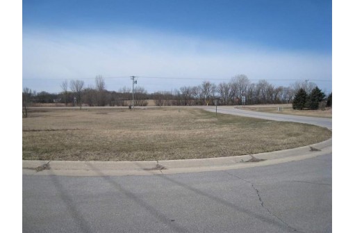 .9 AC Highway 12/18, Cambridge, WI 53523