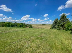 200 +/- ACRES County Road Dr