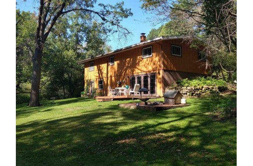 N2396 Bobcat Lake Road, Elroy, WI 53929