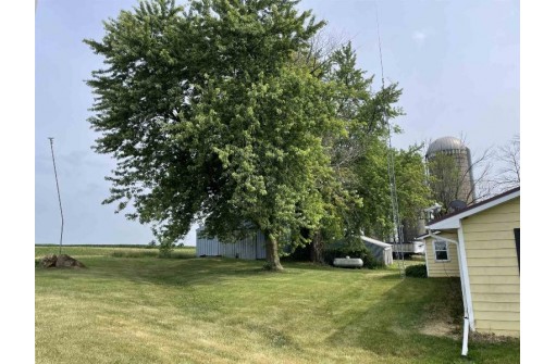 S3904 County Road K, Reedsburg, WI 53959-0000