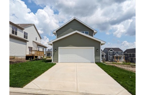 2883 Mizuna Drive, Fitchburg, WI 53711