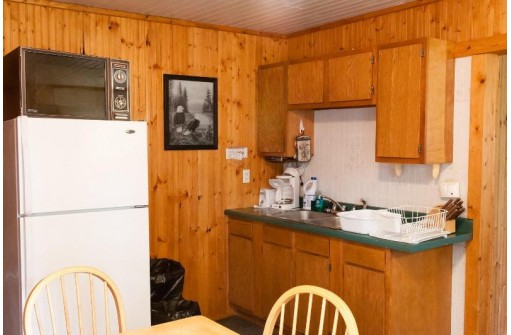 N1107 Roses Resort Road, Weyerhaeuser, WI 54895