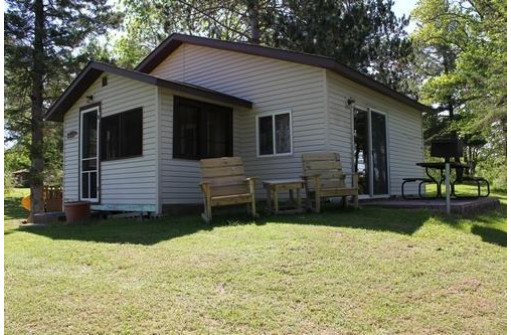 N1107 Roses Resort Road, Weyerhaeuser, WI 54895