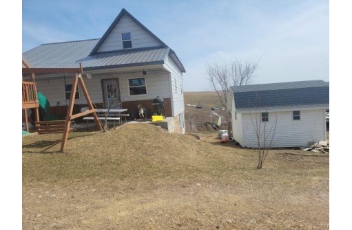 W9355 Hastings Road, Elroy, WI 53929