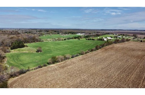 75 ACRES Grenning Farm Road, Elkhorn, WI 53121