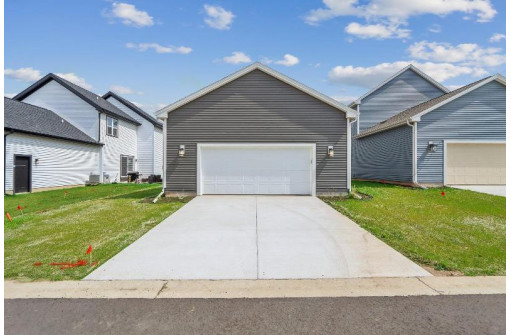 2935 Mizuna Drive, Fitchburg, WI 53711