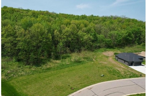 4065 Red Hawk Run, Black Earth, WI 53515-9481