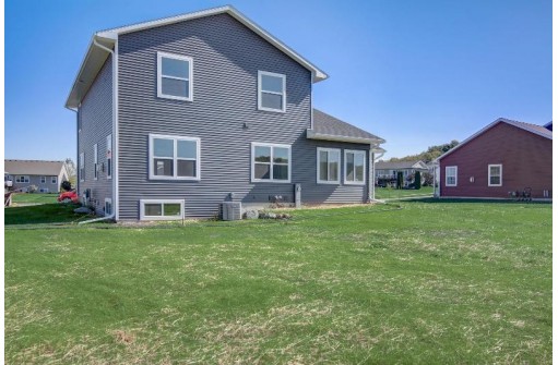 204 Ridgestone Drive, Lodi, WI 53555