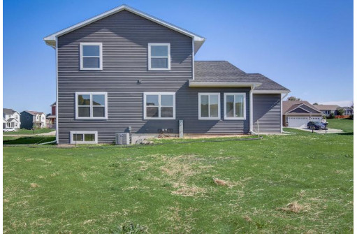 204 Ridgestone Drive, Lodi, WI 53555