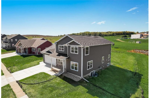 204 Ridgestone Drive, Lodi, WI 53555