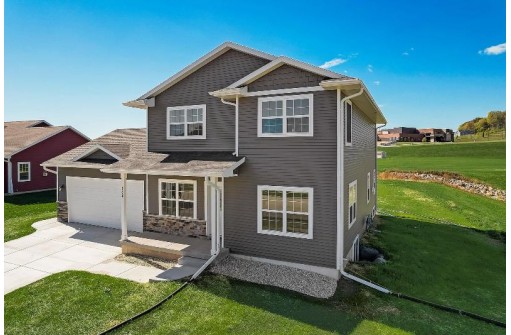 204 Ridgestone Drive, Lodi, WI 53555