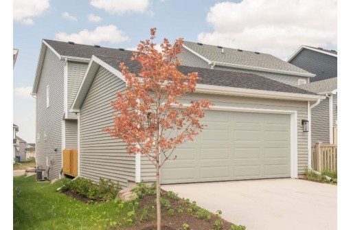 5815 Caddisfly Lane, Madison, WI 53718