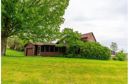 6762 Lower Wyoming Road, Spring Green, WI 53588
