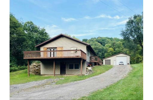 25435 Morris Valley Road, Richland Center, WI 53581