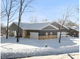 1426 Tuttle Street Baraboo, WI 53913