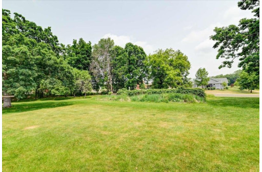 1198 O'Keeffe Avenue, Sun Prairie, WI 53590