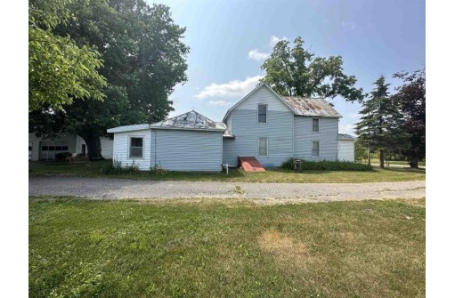 W6135 Genevieve Street, Mauston, WI 53948