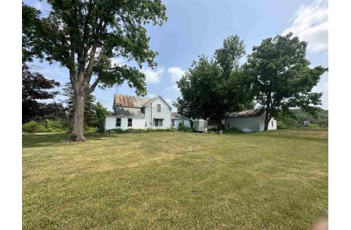 W6135 Genevieve Street, Mauston, WI 53948