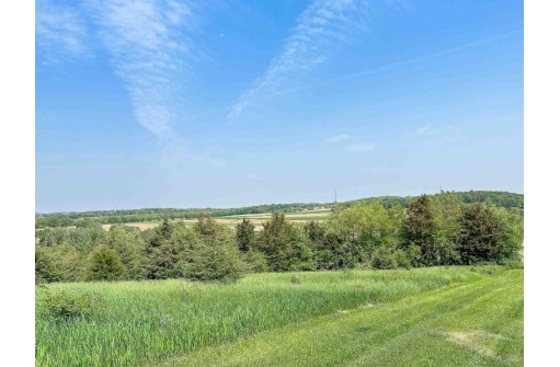 N6737 Kuhl Road, Waterloo, WI 53594