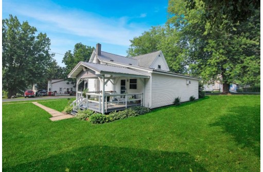 204 E Highland Street, La Farge, WI 54639