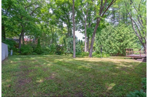 414 Wynnwood Way, Madison, WI 53705