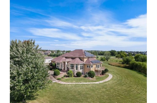 6610 Ridge Point Run, Sun Prairie, WI 53590