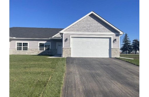 311 Teri Lee Lane, Orfordville, WI 53576