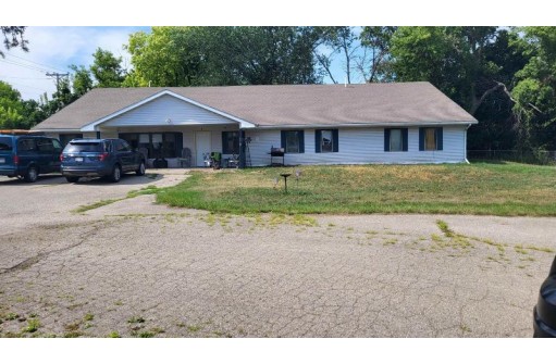 1936 N Washington Street, Janesville, WI 53548