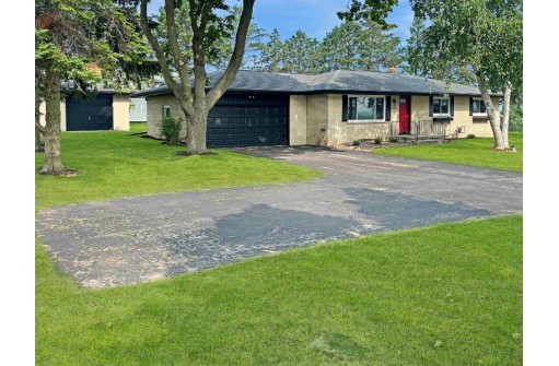 7277 County Road Vv, Sun Prairie, WI 53590