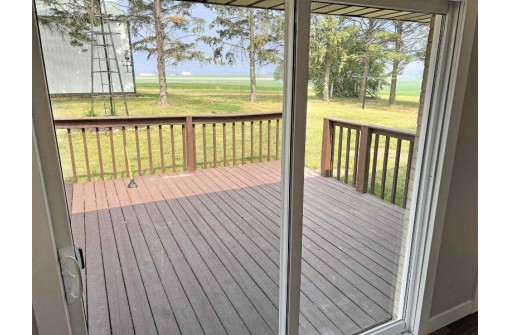 7277 County Road Vv, Sun Prairie, WI 53590