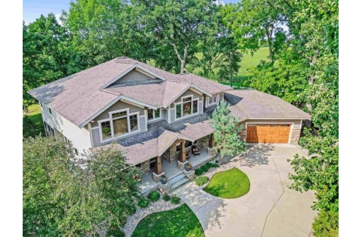 W8235 Elm Point Road, Lake Mills, WI 53551