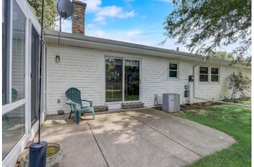 5406 Comanche Way, Madison, WI 53704