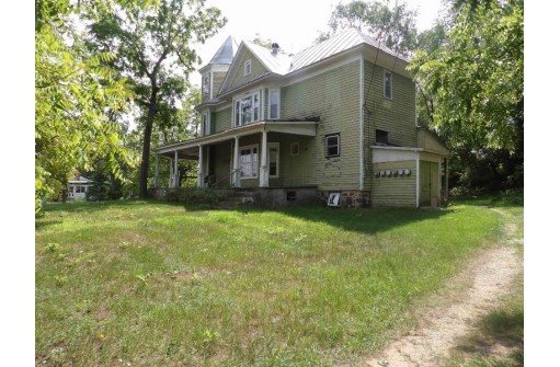 303 S Main Street, Montello, WI 53949