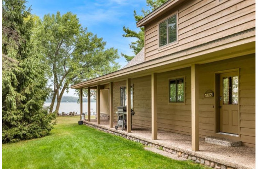 W3044 Longview Lane, Green Lake, WI 54941