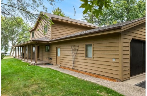 W3044 Longview Lane, Green Lake, WI 54941