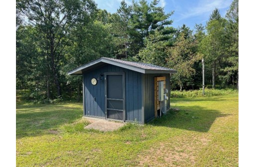 664 & 668 Meadow Lane, Nekoosa, WI 54457