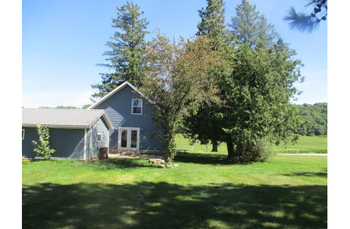 308 State Hwy 58 S, Cazenovia, WI 53924