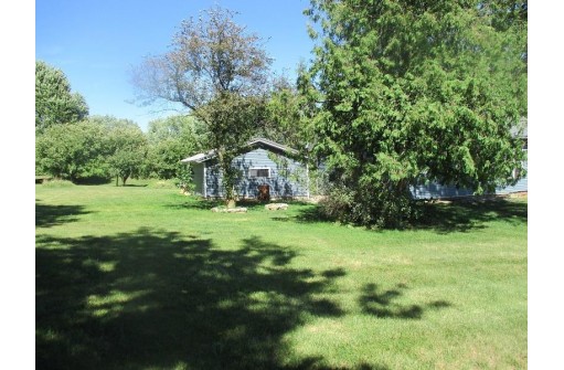 308 State Hwy 58 S, Cazenovia, WI 53924